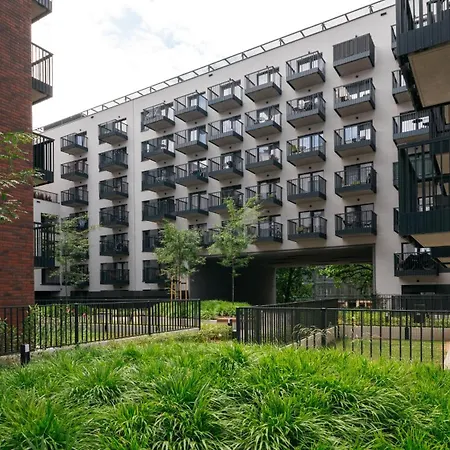 Atal Square, Sun & Snow Wrocław