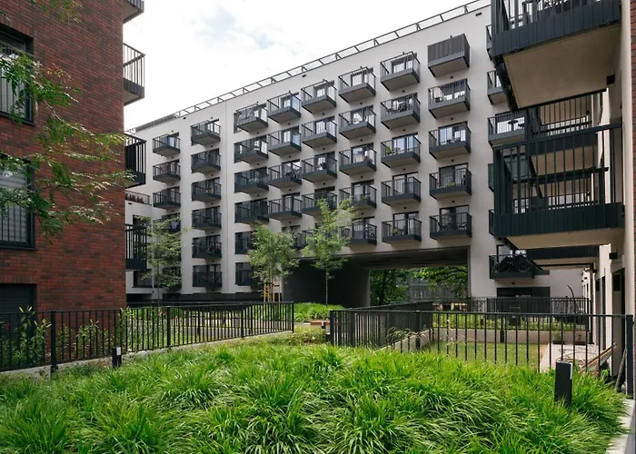 Atal Square, Sun & Snow Wroclaw